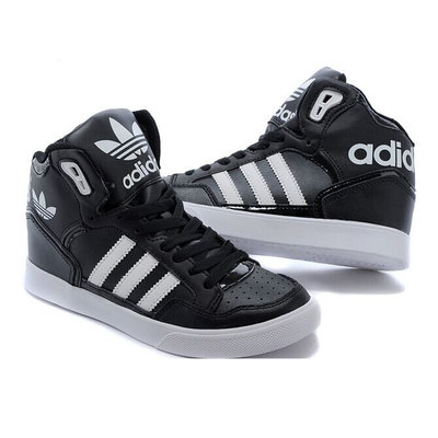 阿迪达斯adidas男鞋三叶草高帮板鞋女鞋秋冬范冰冰李宇春大舌头运动鞋图片