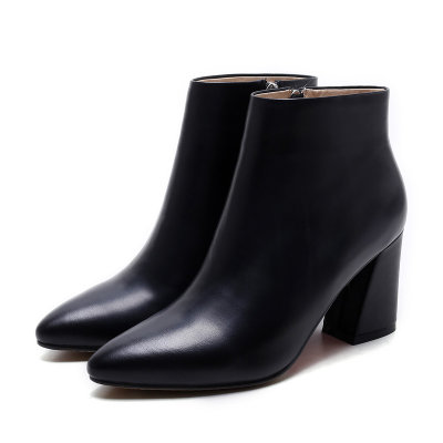 2016秋冬新款时尚女鞋简约牛皮牛筋底粗跟拉链女士短靴(黑色 39)